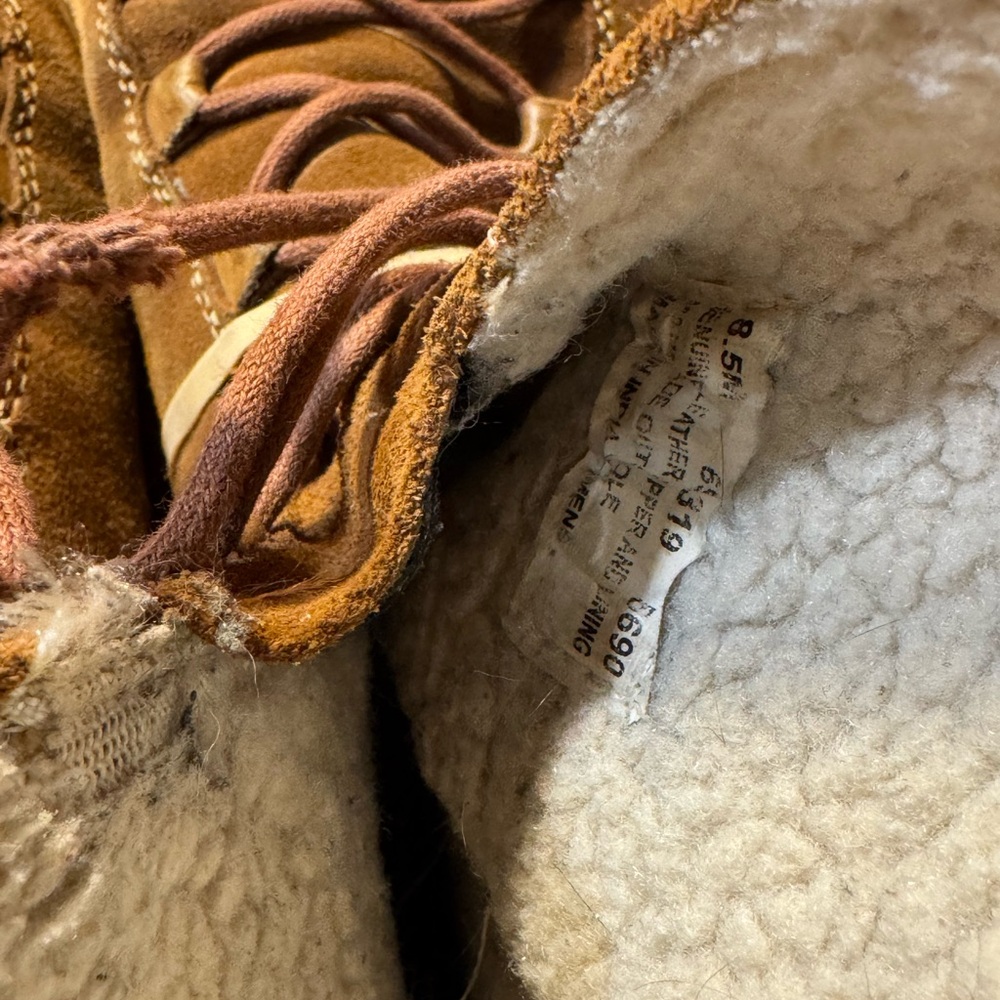 Timberland‎ Suede Leather Winter Snow Boots Brown Lace Up Women's Size 8.5 - Picture 3 of 4